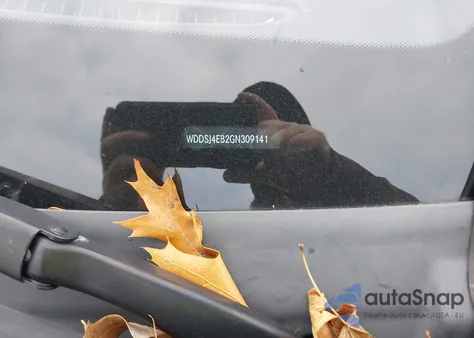 2016 Mercedes-Benz Cla 250 z USA, uszkodzony, nr VIN WDDSJ4EB2GN309141